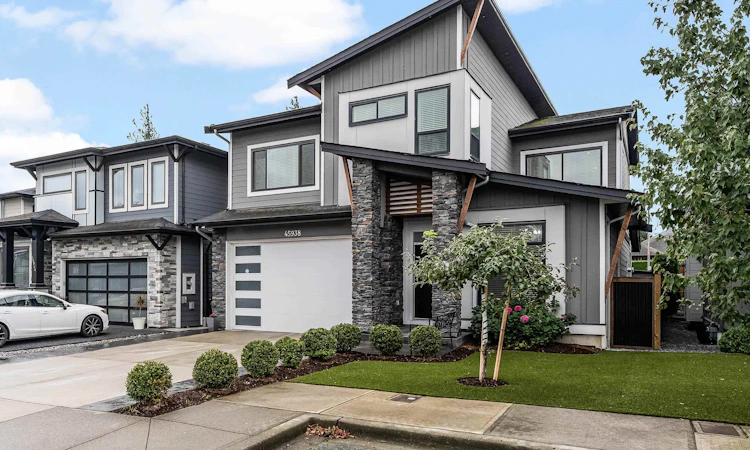 45938 Birdie Place