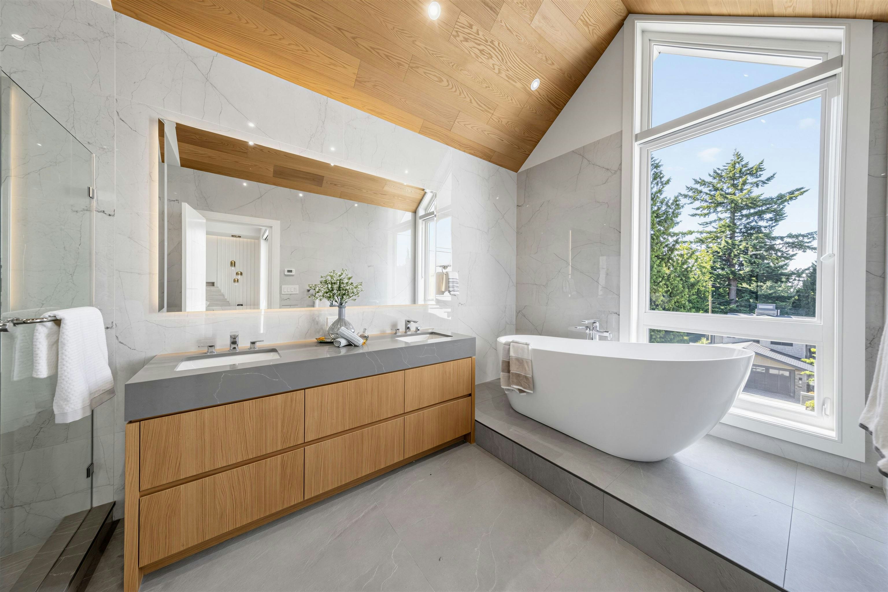 840 E 14th Street, North Vancouver, BC, V7L 2P6 - 24