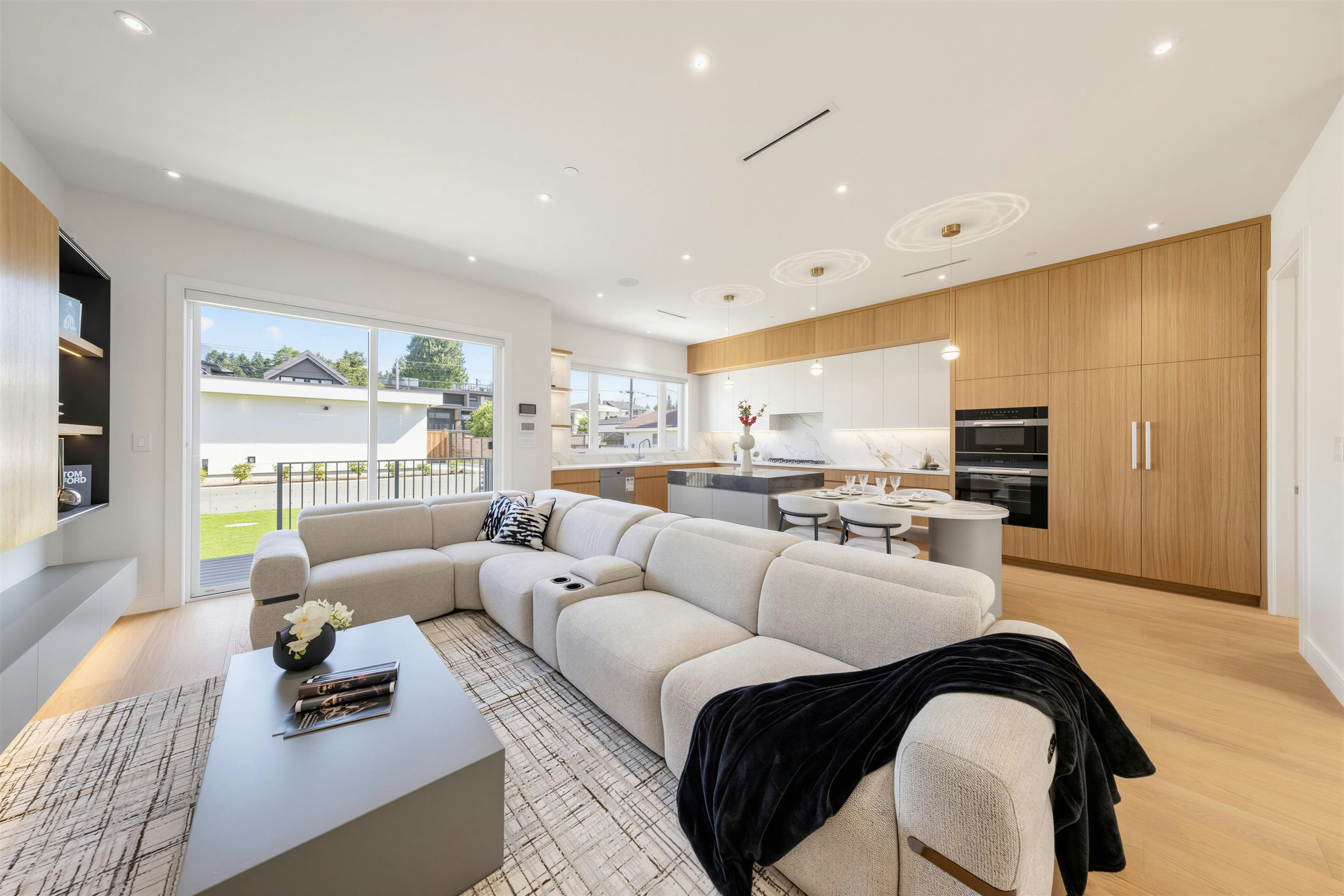 840 E 14th Street, North Vancouver, BC, V7L 2P6 - 14