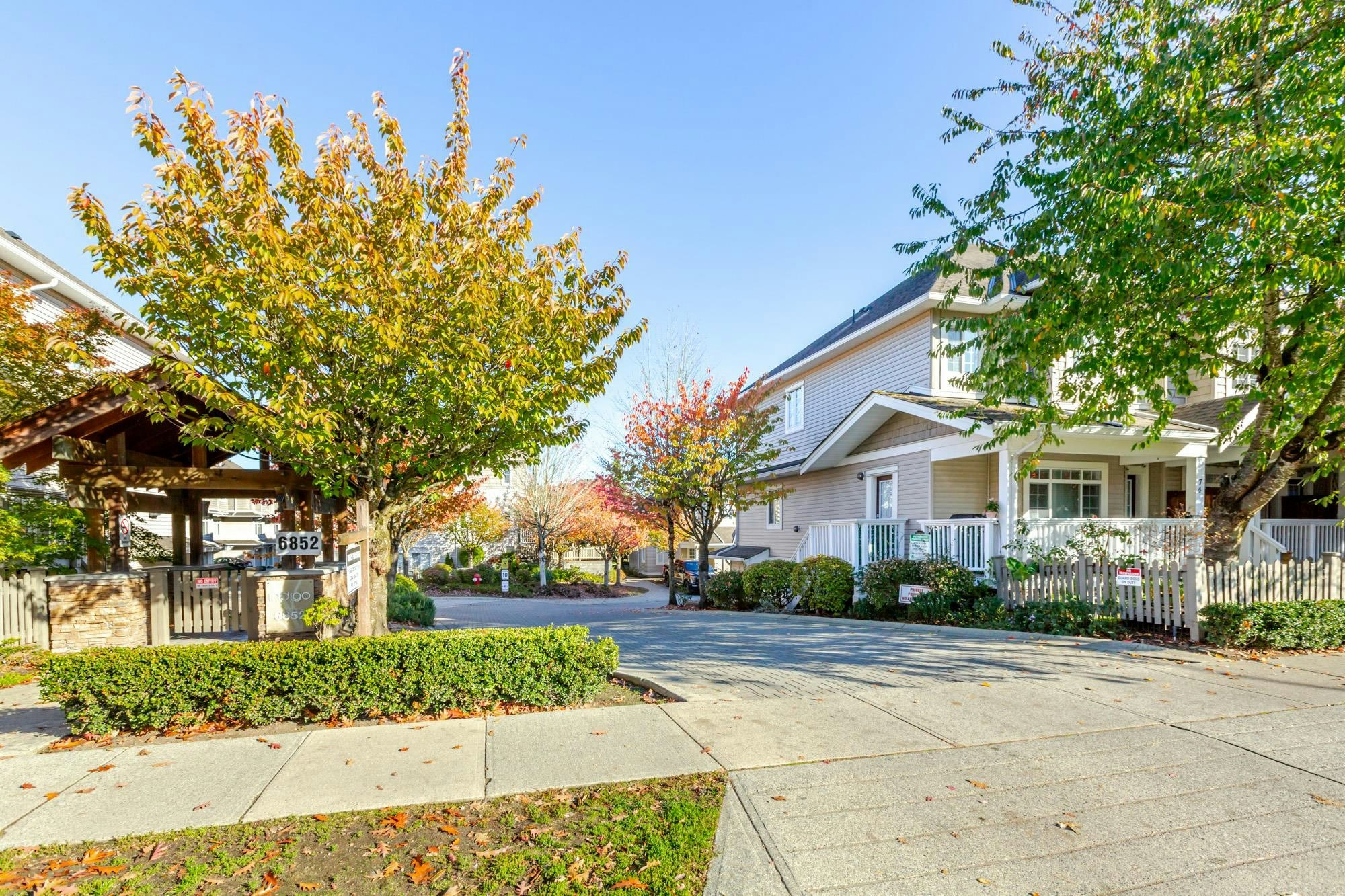 73-6852 193 Street, Surrey, BC, V4N 0C8