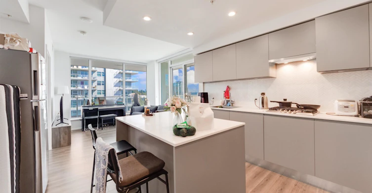 905-3833 Evergreen Place, Burnaby, BC, V3J 0M2 - 5