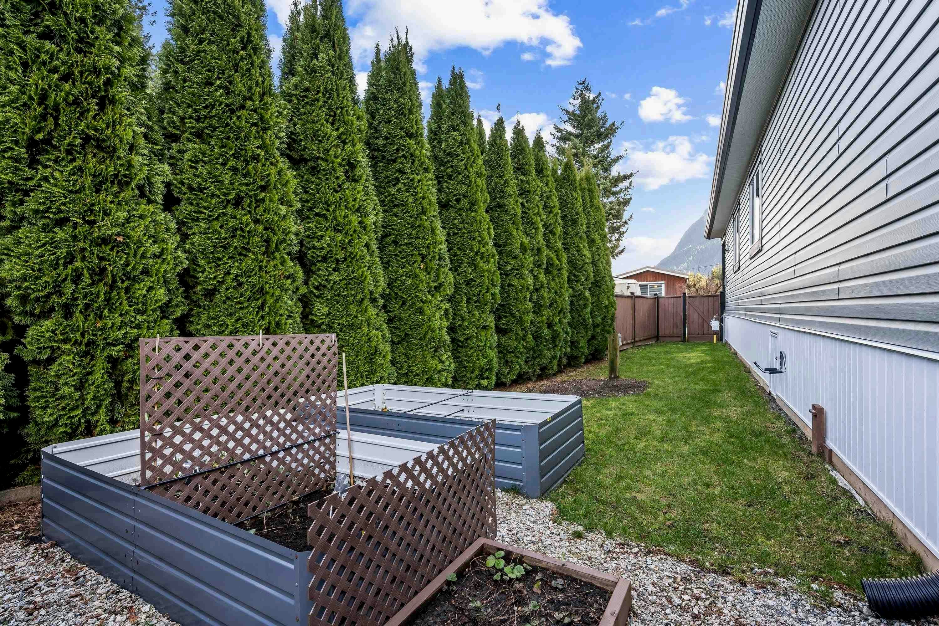 18-63071 Flood Hope Road, Hope, BC, V0X 1L2 - 26