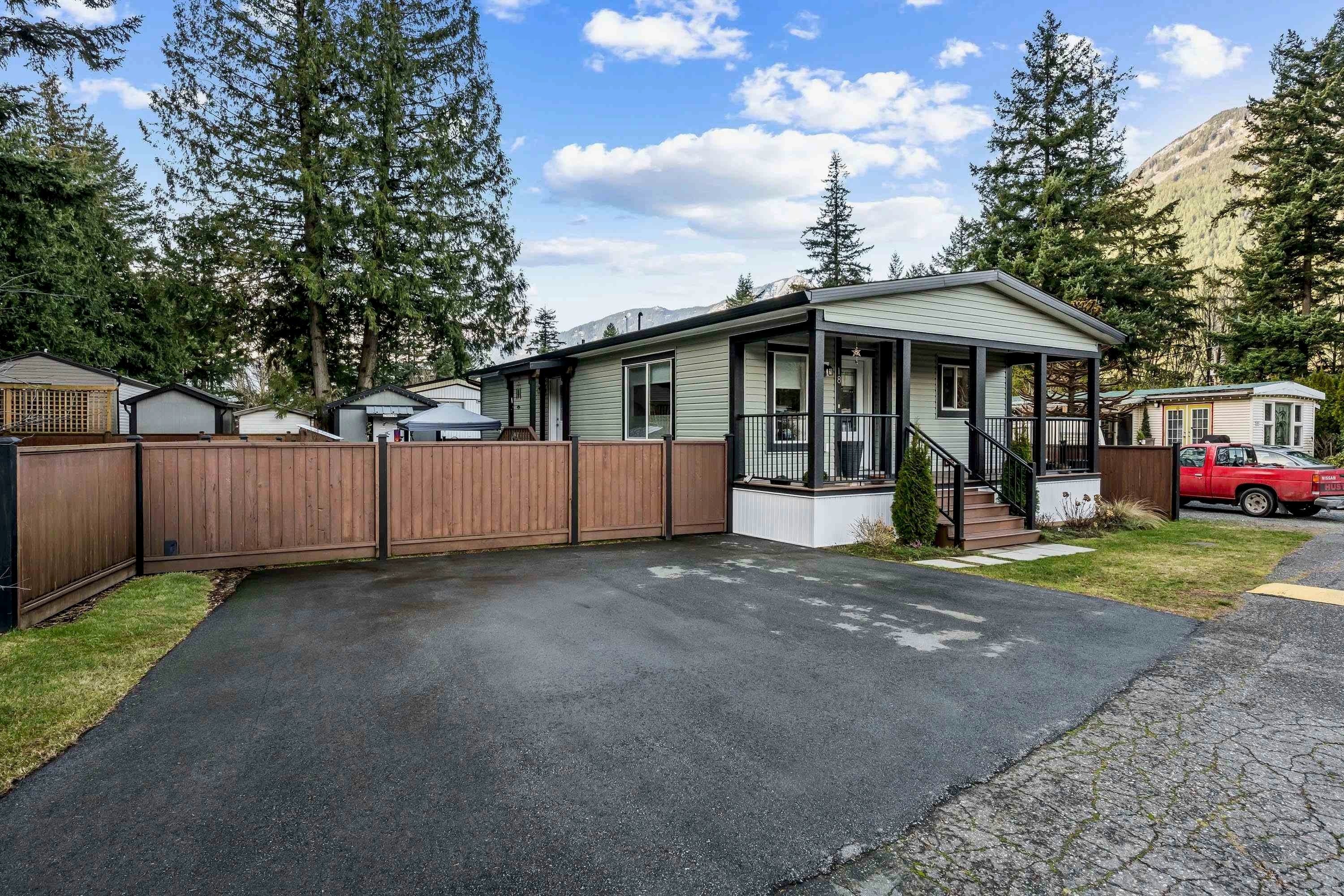 18-63071 Flood Hope Road, Hope, BC, V0X 1L2