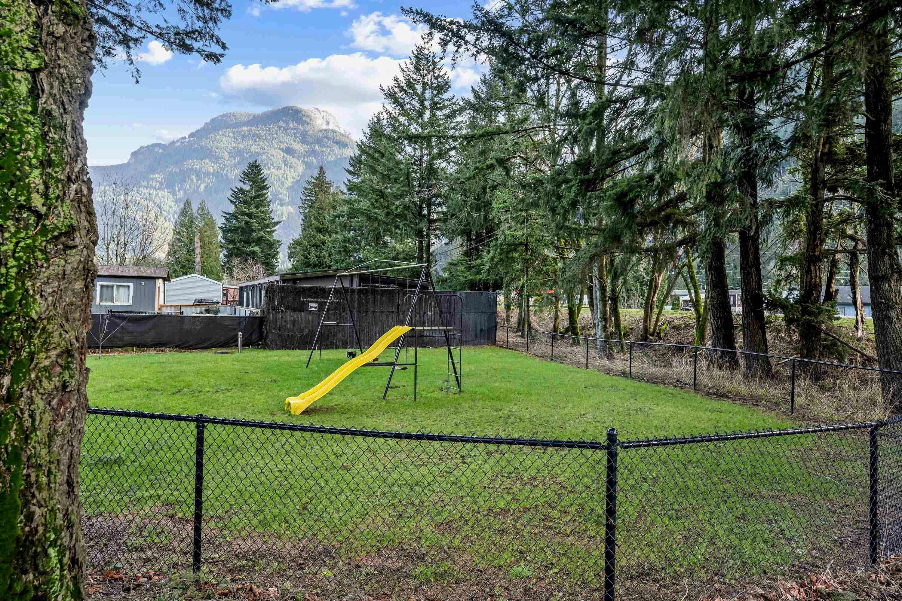 18-63071 Flood Hope Road, Hope, BC, V0X 1L2 - 29