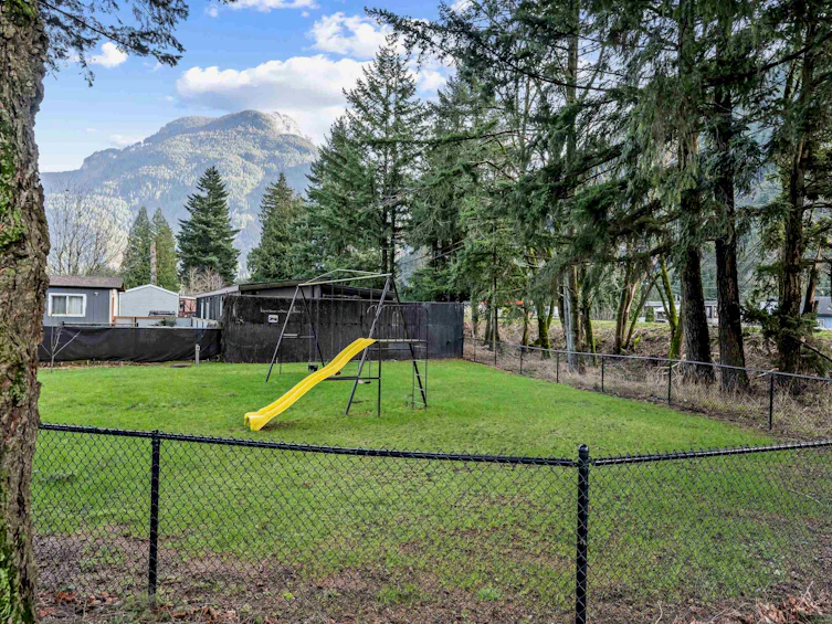 18-63071 Flood Hope Road, Hope, BC, V0X 1L2 - 29