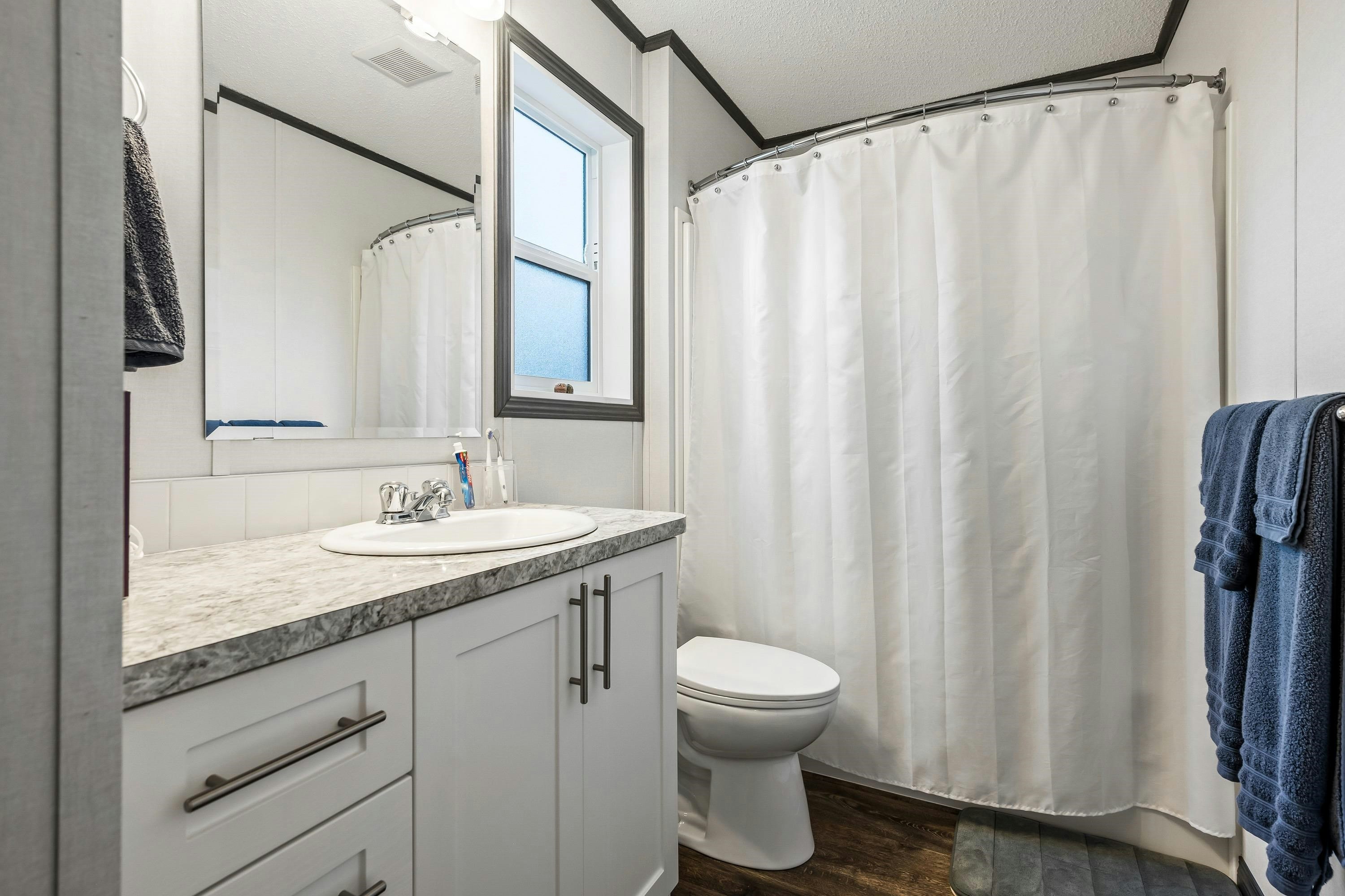 18-63071 Flood Hope Road, Hope, BC, V0X 1L2 - 17