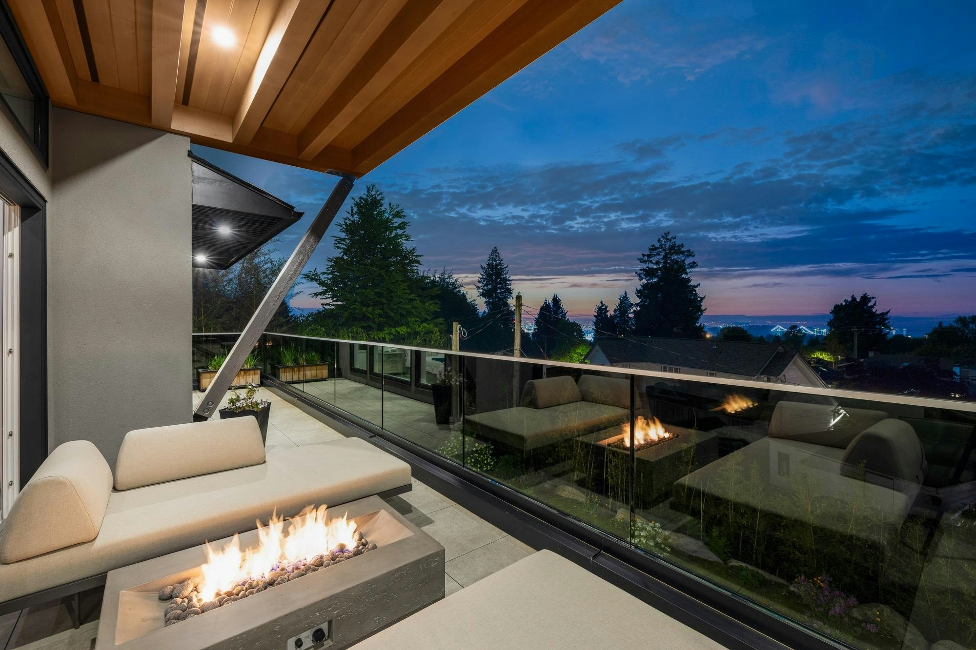 255 Sandringham Crescent, North Vancouver, BC, V7N 2R7 - 10