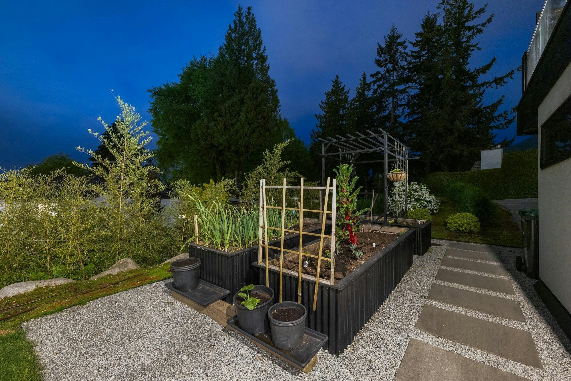 255 Sandringham Crescent, North Vancouver, BC, V7N 2R7 - 38