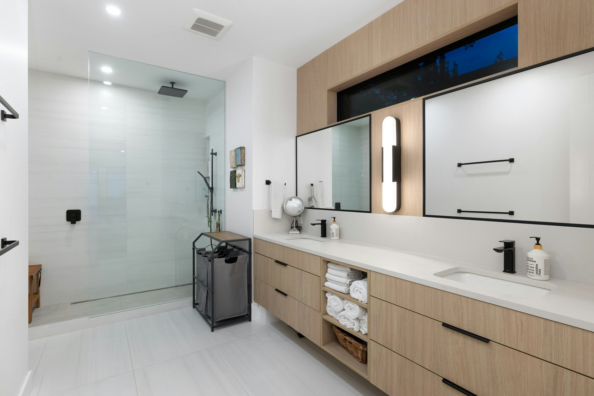 255 Sandringham Crescent, North Vancouver, BC, V7N 2R7 - 24