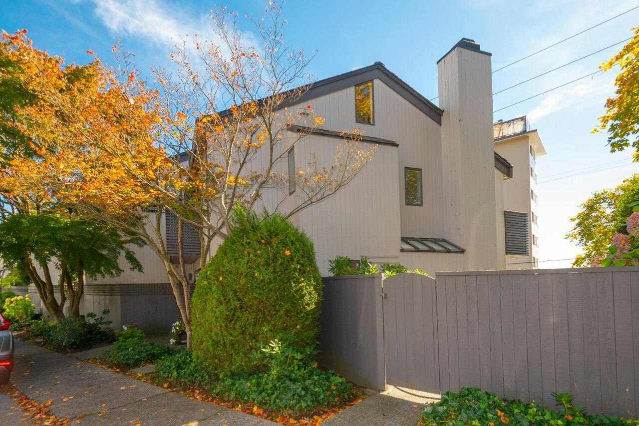 1896 Bellevue Avenue - 2