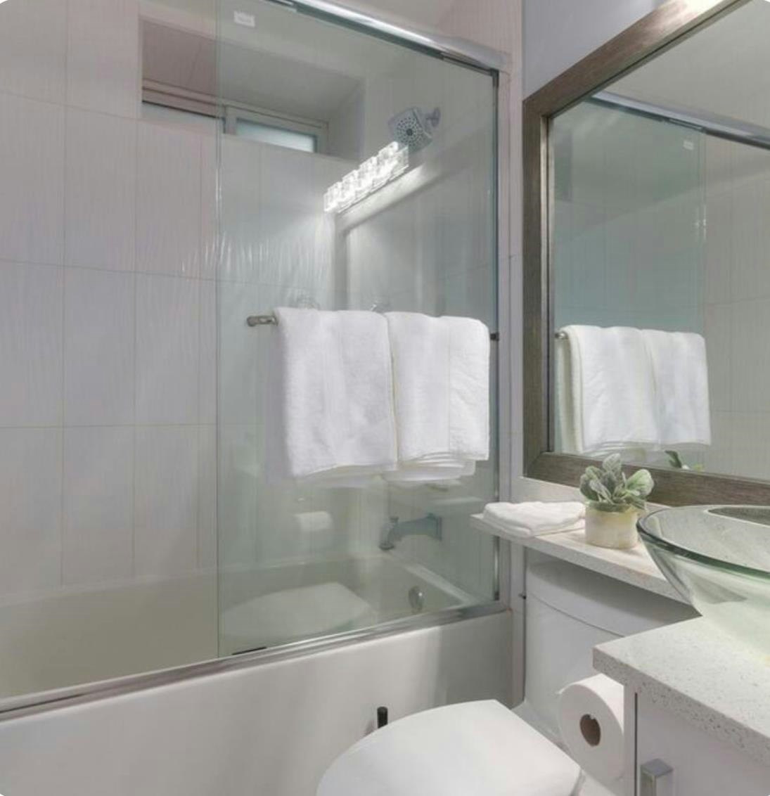 4666 Earles Street, Vancouver, BC, V5R 3R2 - 10