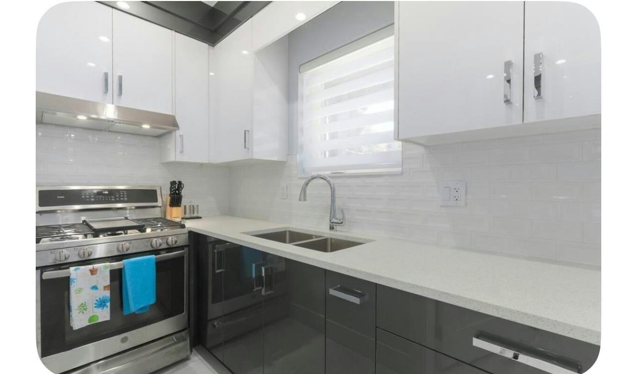 4666 Earles Street, Vancouver, BC, V5R 3R2 - 12