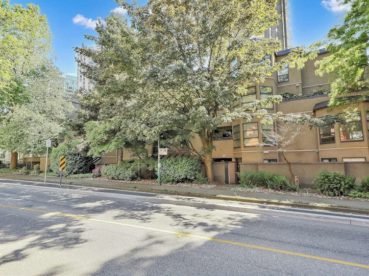 208-1106 Pacific Street, Vancouver, BC, V6E 1T4 - 23