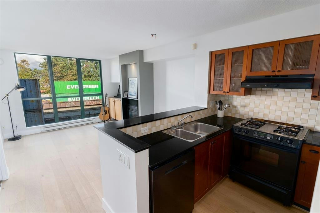 204-55 Alexander Street, Vancouver, BC, V6A 1B2 - 10