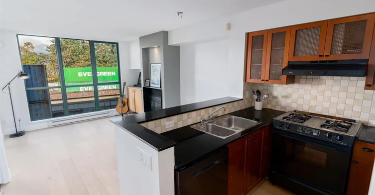 204-55 Alexander Street, Vancouver, BC, V6A 1B2 - 10