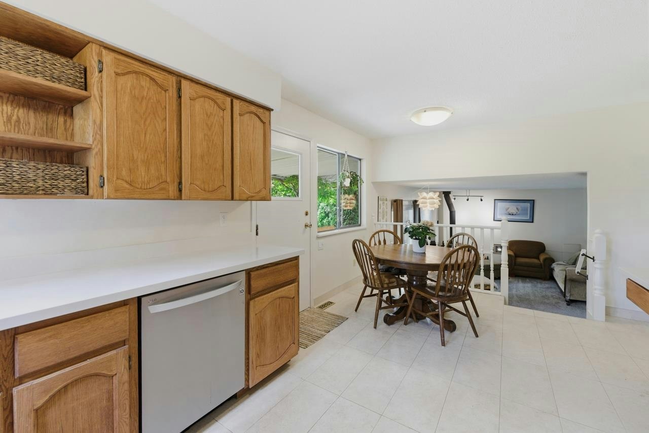 2161 153a Street, Surrey, BC, V4A 5Y1 - 12