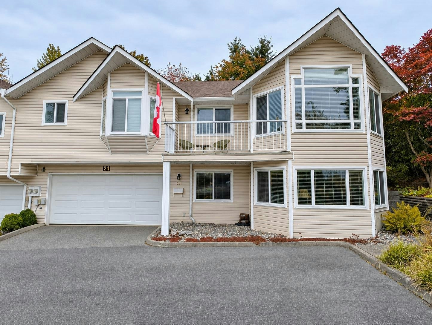 24-22555 116 Avenue, Maple Ridge, BC, V2X 0S4