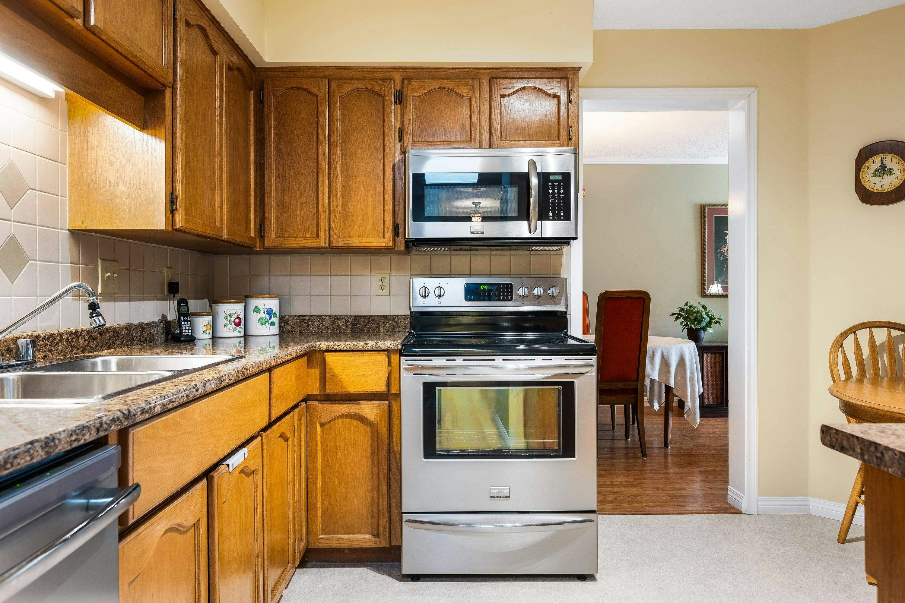 302-8725 Elm Drive, Chilliwack, BC, V2P 4Y3 - 8
