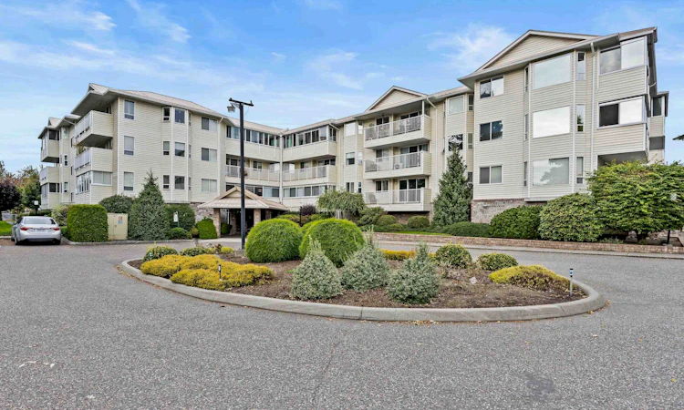 302-8725 Elm Drive