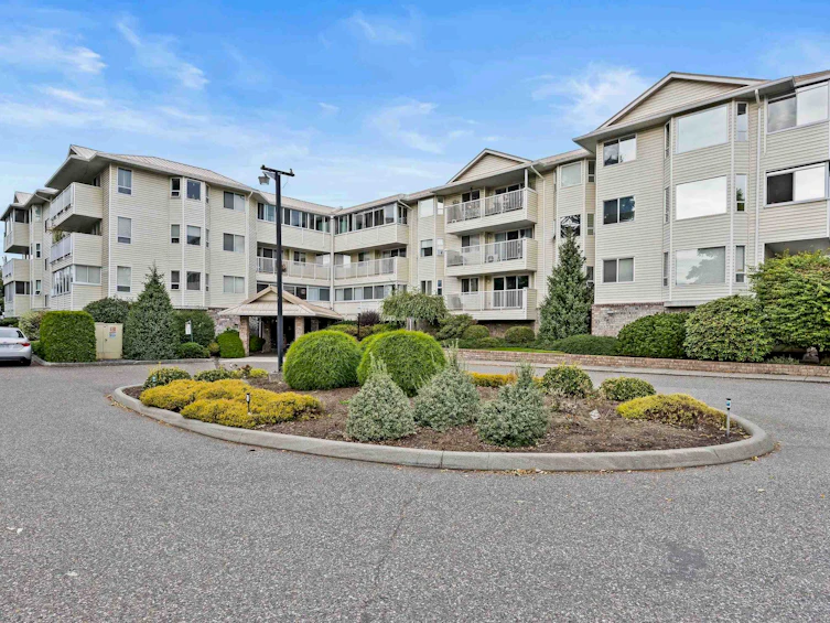302-8725 Elm Drive, Chilliwack, BC, V2P 4Y3