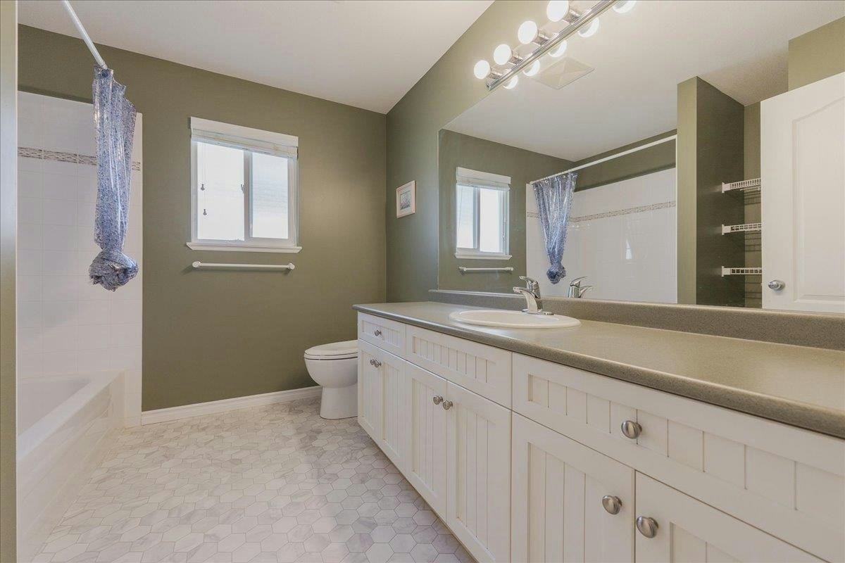 23661 114a Avenue, Maple Ridge, BC, V2W 2A4 - 9