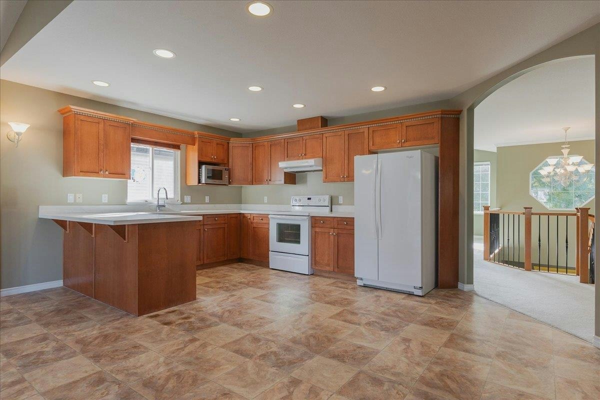 23661 114a Avenue, Maple Ridge, BC, V2W 2A4 - 4