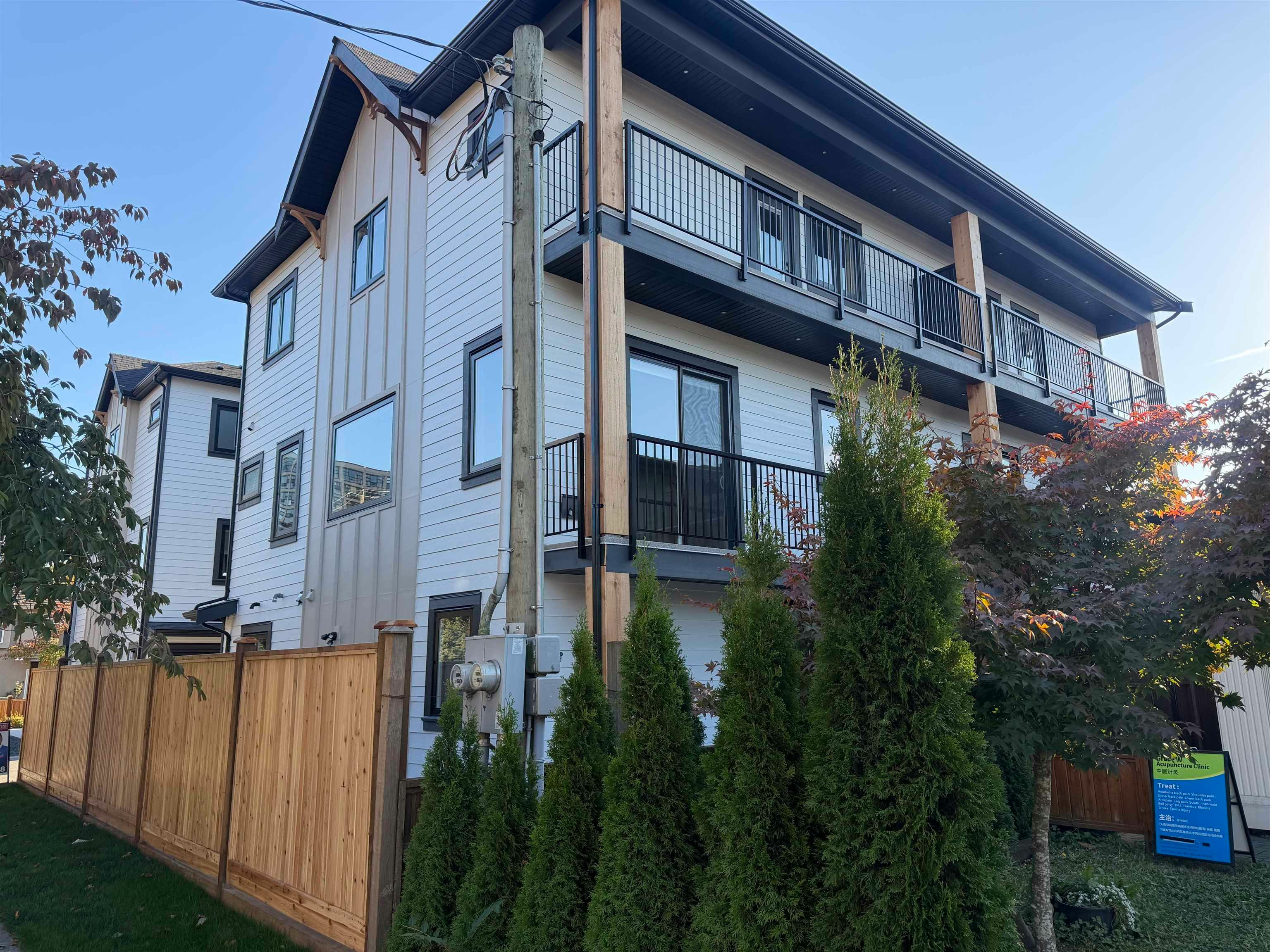 2-7087 Mary Avenue - 3