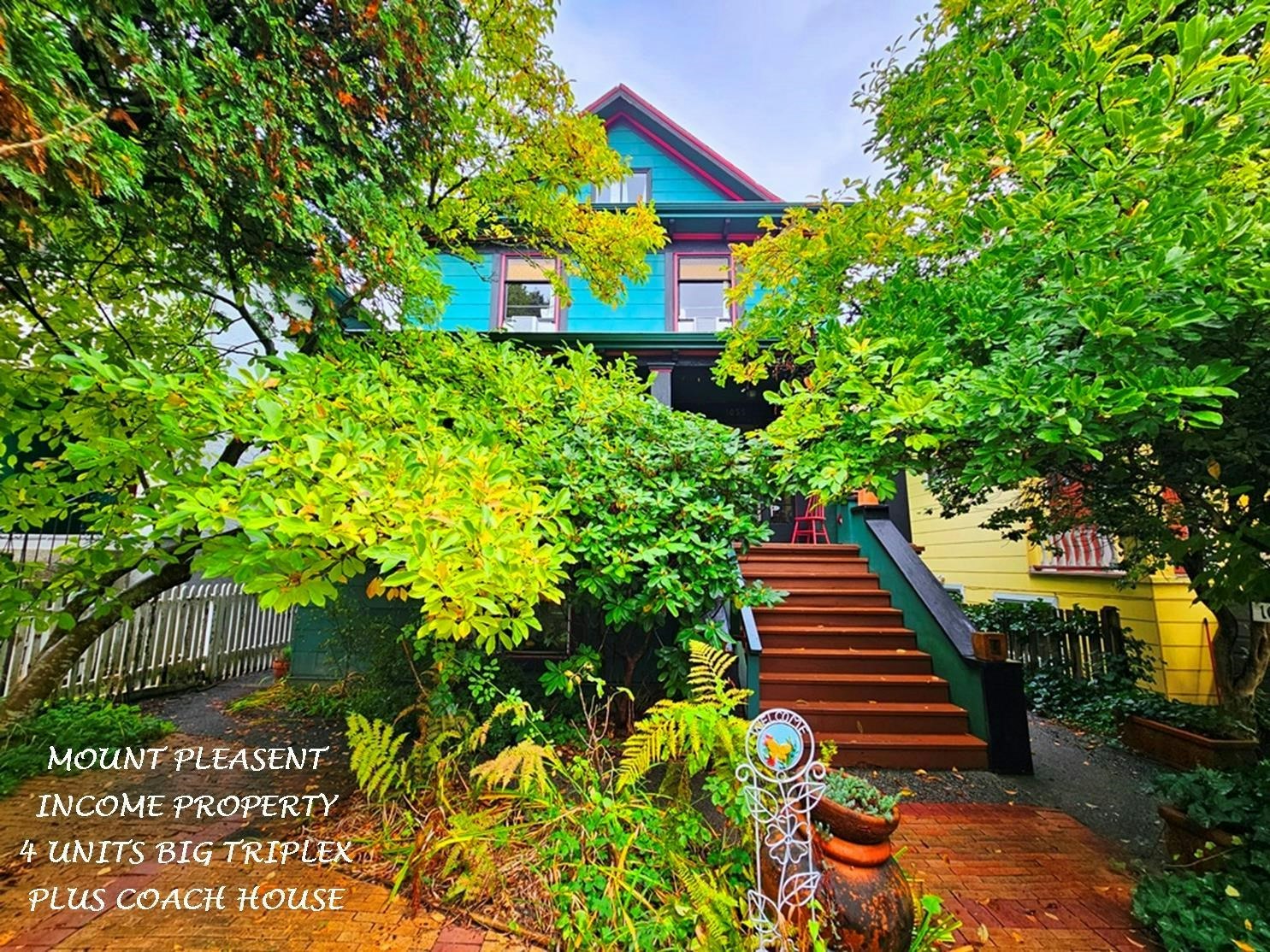1055 E 11th Avenue, Vancouver, BC, V5T 2G1