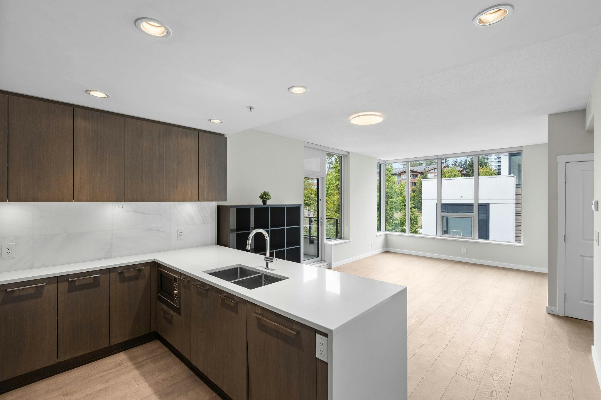 313-5687 Gray Avenue, Vancouver, BC, V6S 0K7 - 5