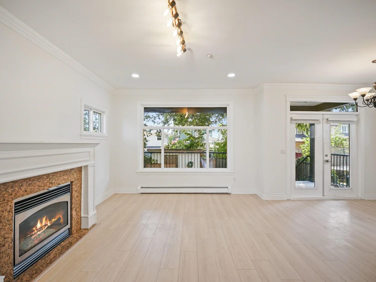 15554 Russell Avenue, Surrey, BC, V4B 2R3 - 13