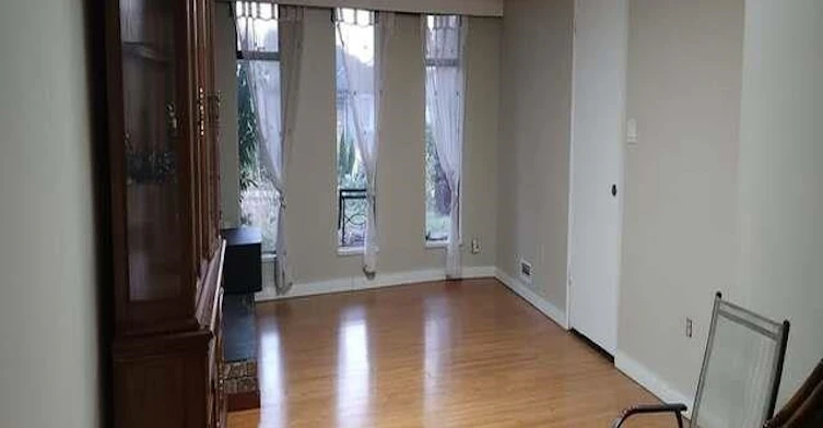 7139 10 Avenue, Burnaby, BC, V3N 2R5 - 6