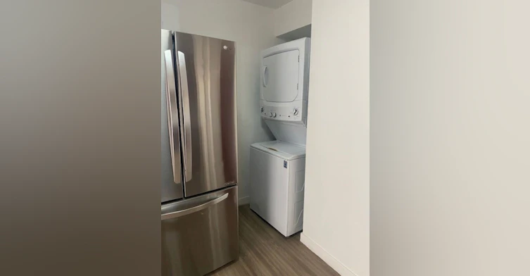 Upper-7429 Canada Way, Burnaby, BC, V3N 3J7 - 3