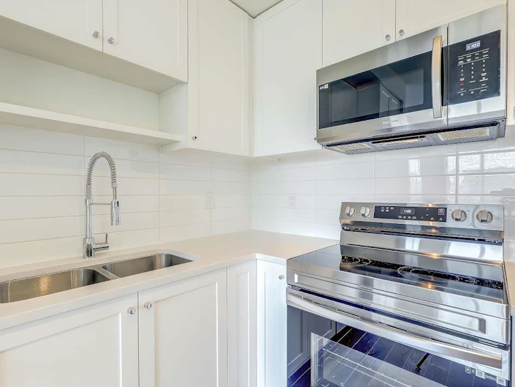 215-15825 85 Ave Avenue, Surrey, BC, V4N 6W9 - 10