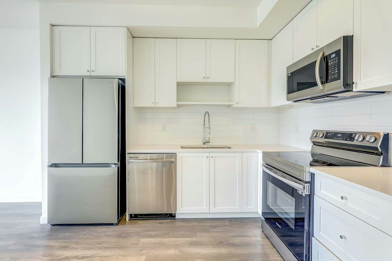 215-15825 85 Ave Avenue, Surrey, BC, V4N 6W9 - 11