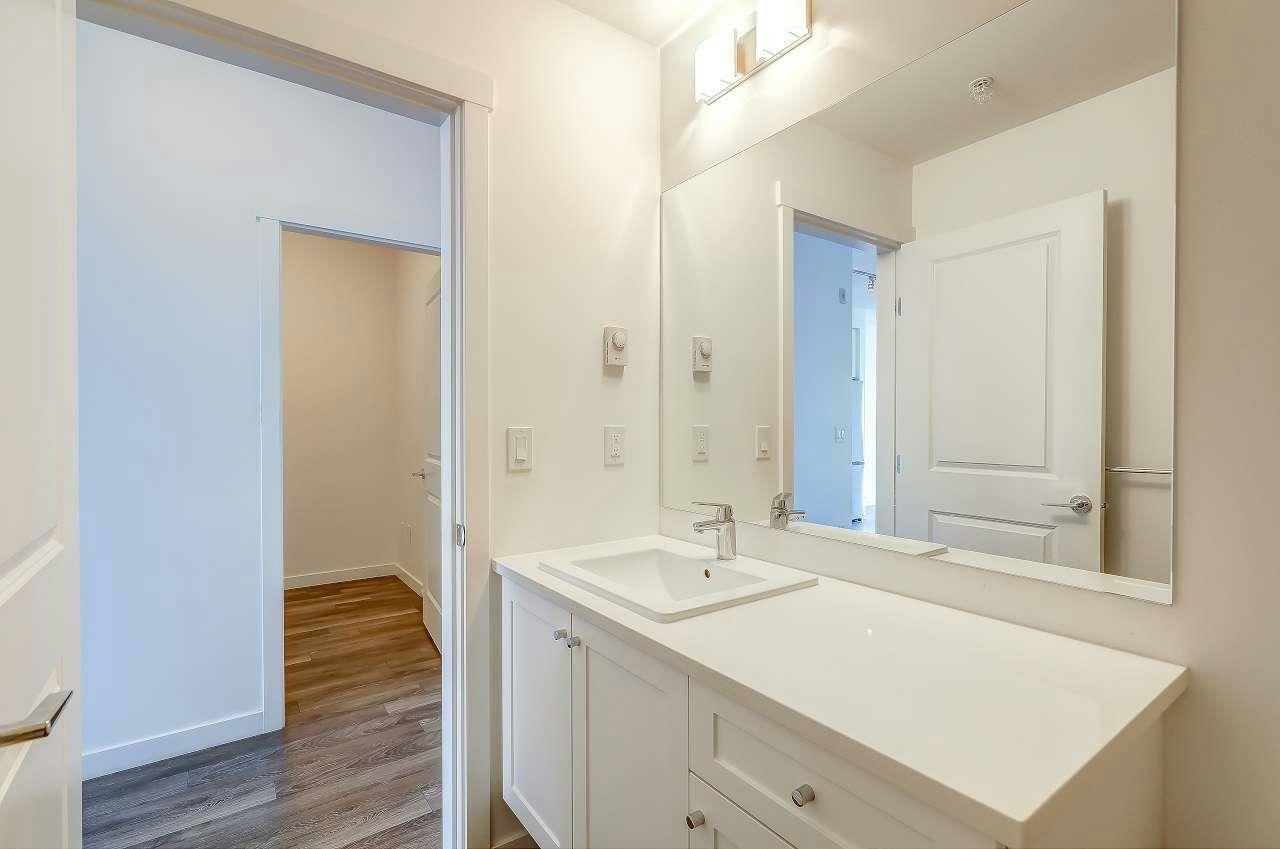 215-15825 85 Ave Avenue, Surrey, BC, V4N 6W9 - 14