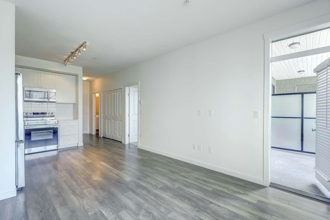 215-15825 85 Ave Avenue, Surrey, BC, V4N 6W9 - 2