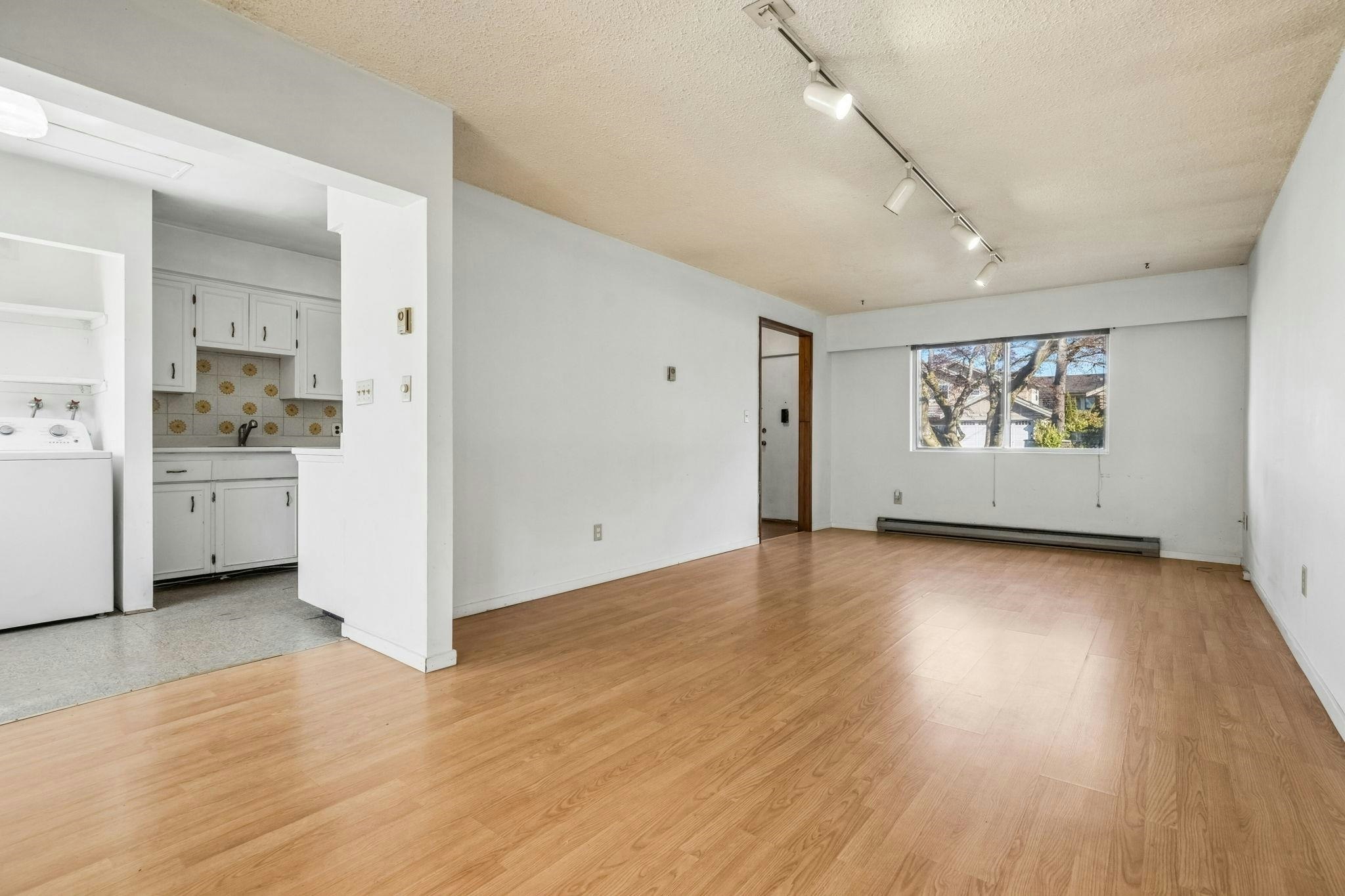 3740 Blundell Road, Richmond, BC, V7C 1G4 - 12