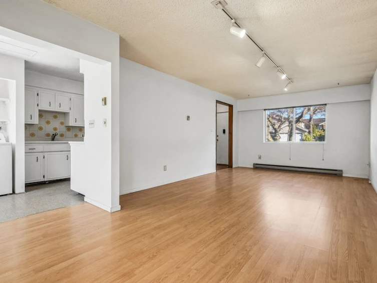 3740 Blundell Road, Richmond, BC, V7C 1G4 - 12