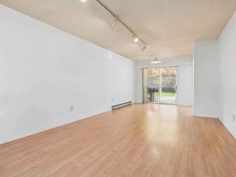 3740 Blundell Road, Richmond, BC, V7C 1G4 - 5