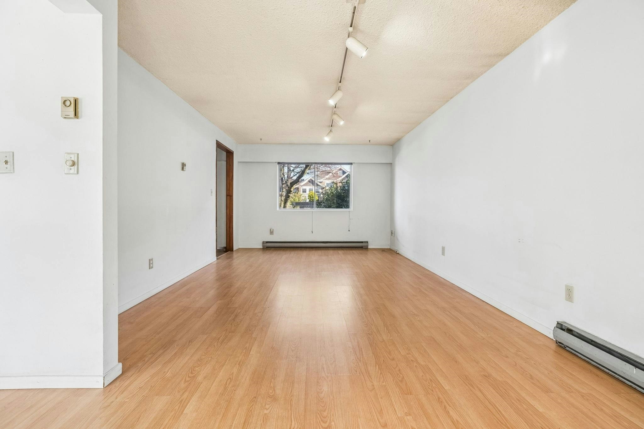 3740 Blundell Road, Richmond, BC, V7C 1G4 - 11