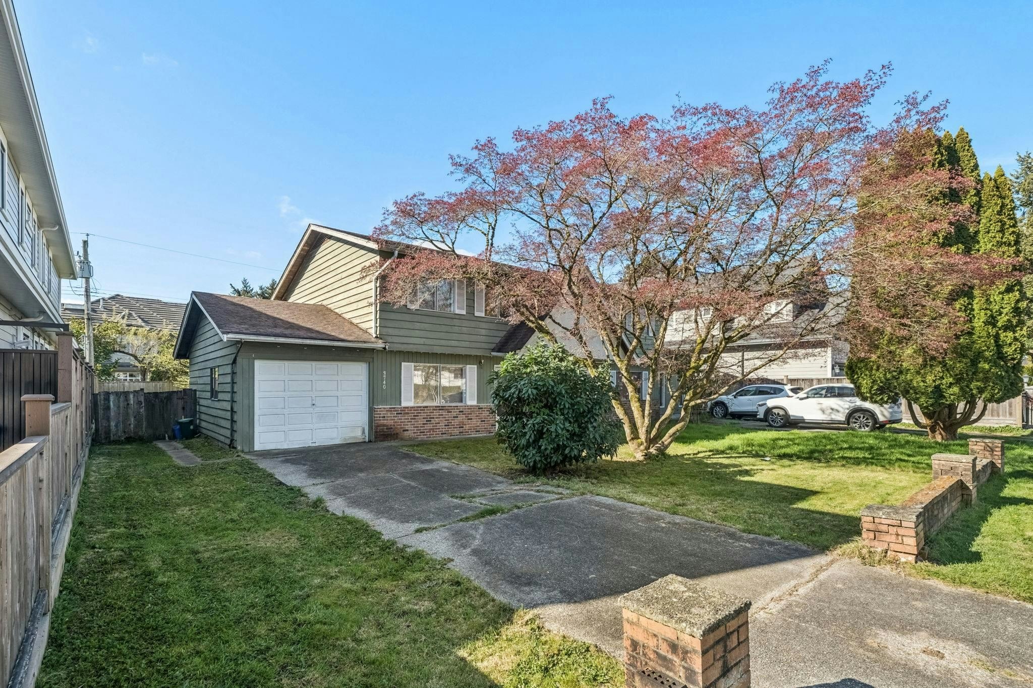 3740 Blundell Road, Richmond, BC, V7C 1G4 - 2