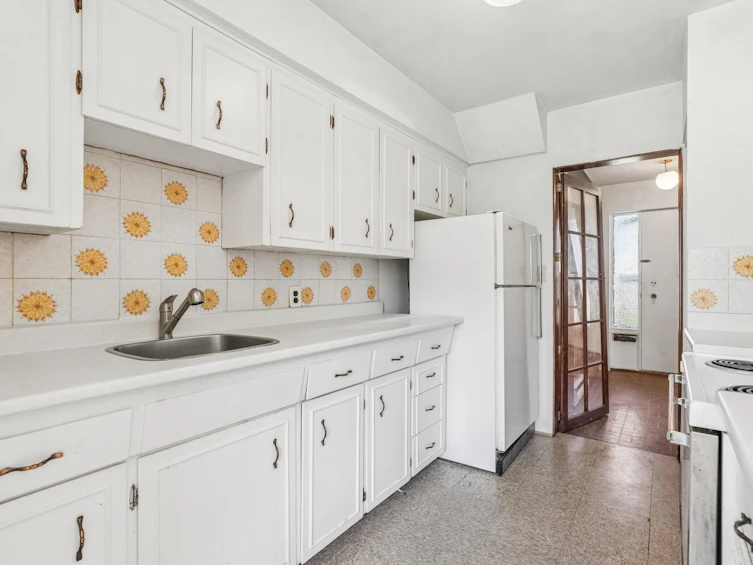 3740 Blundell Road, Richmond, BC, V7C 1G4 - 16