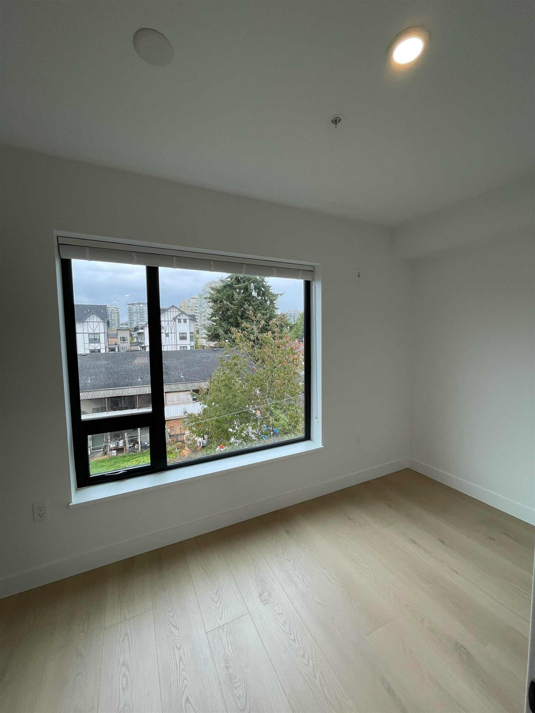 TH18-8899 Spires Road, Richmond, BC, V6Y 0N5 - 10