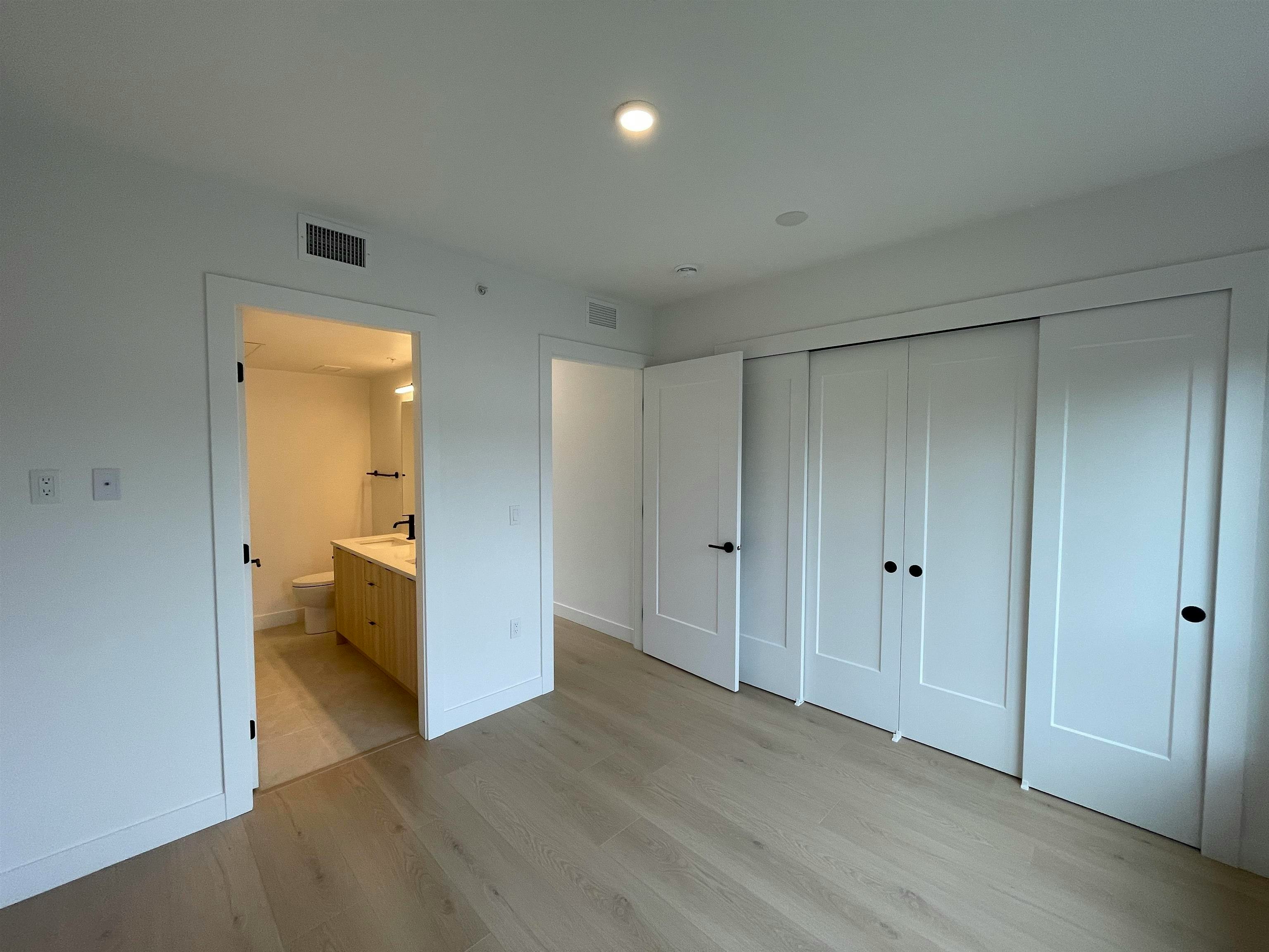 TH18-8899 Spires Road, Richmond, BC, V6Y 0N5 - 15
