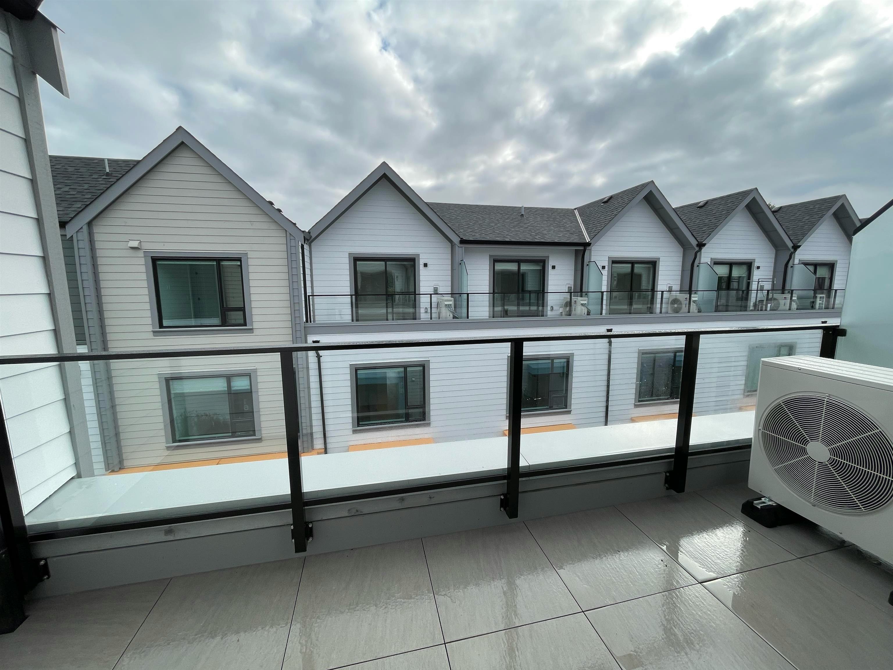 TH18-8899 Spires Road, Richmond, BC, V6Y 0N5 - 25