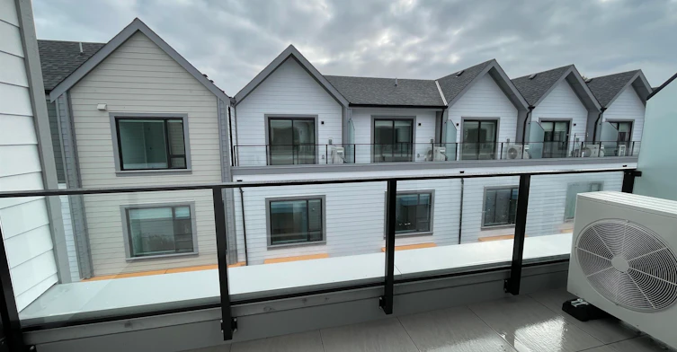 TH18-8899 Spires Road, Richmond, BC, V6Y 0N5 - 25
