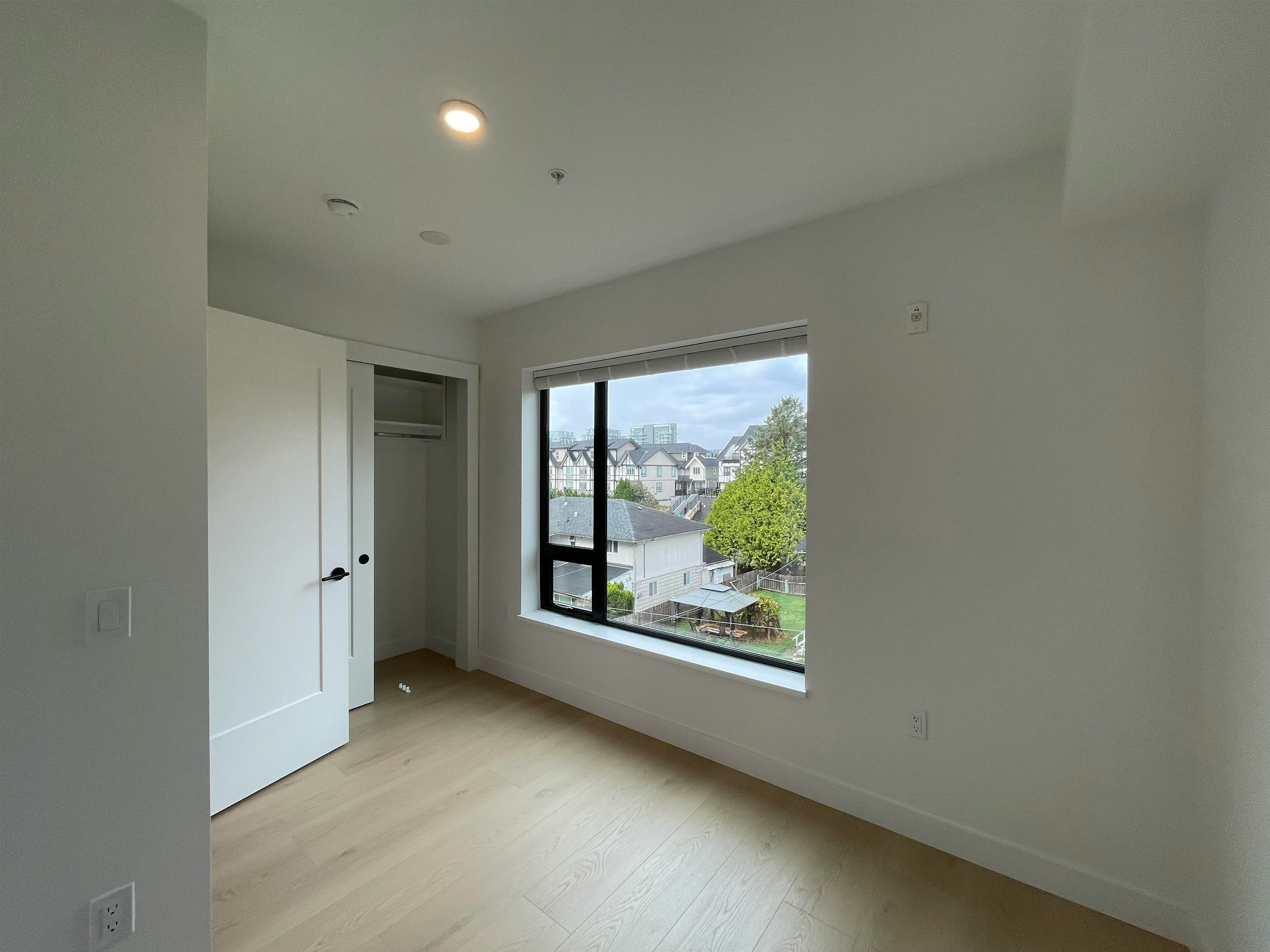 TH18-8899 Spires Road, Richmond, BC, V6Y 0N5 - 14