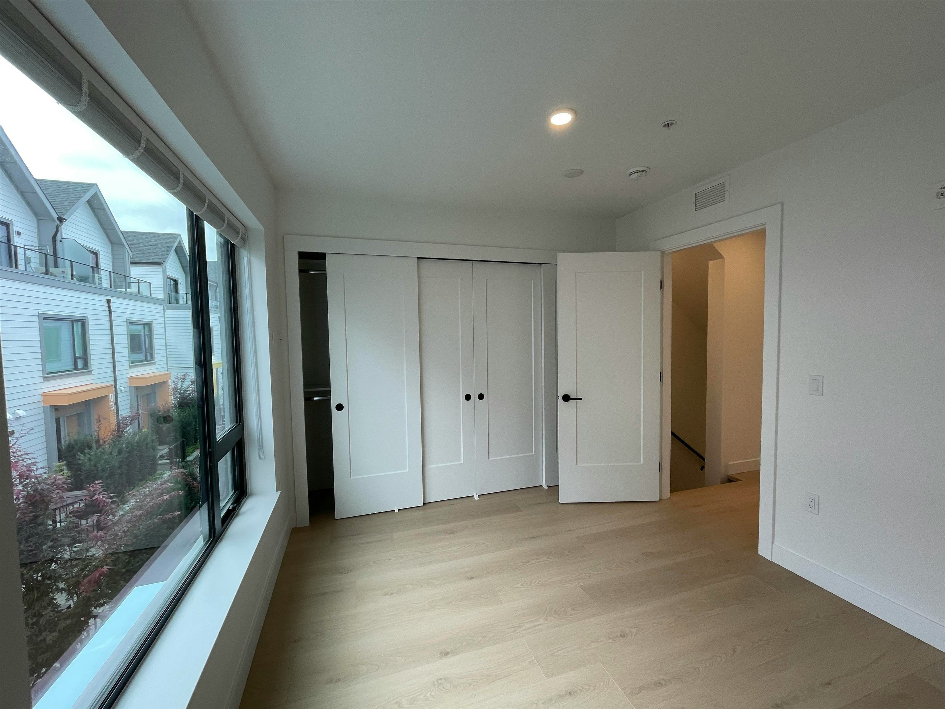 TH18-8899 Spires Road, Richmond, BC, V6Y 0N5 - 12