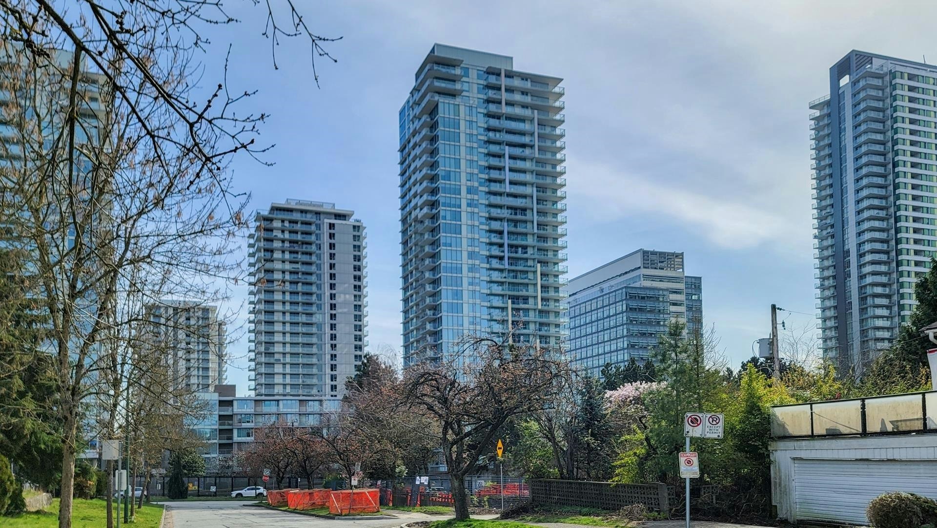 2501-8131 Nunavut Lane, Vancouver, BC, V5X 0E2