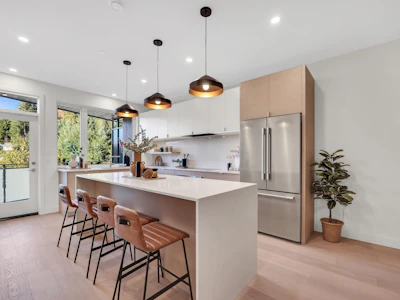 2305 Mamquam Road - 2